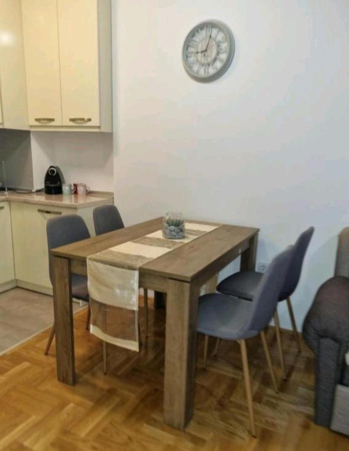 Apartman Moskva Bijeljina Appartamento Esterno foto