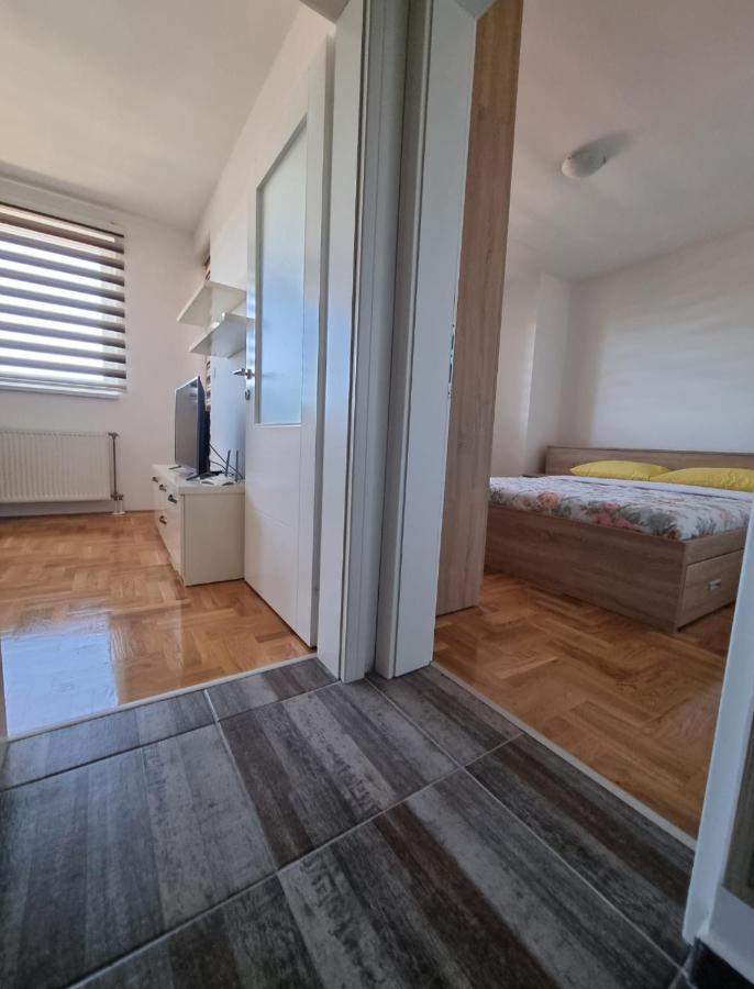 Apartman Moskva Bijeljina Appartamento Esterno foto