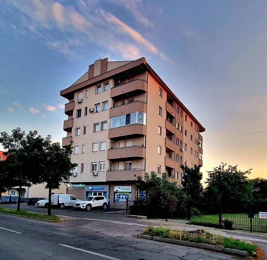 Apartman Moskva Bijeljina Appartamento Esterno foto